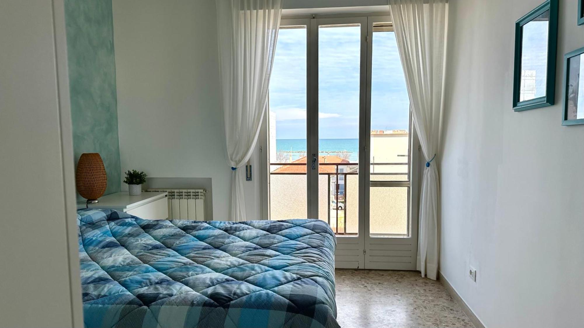 Se041 - Senigallia, Quadrilocale Accessoriato A 150Mt Dal Mare Exterior foto